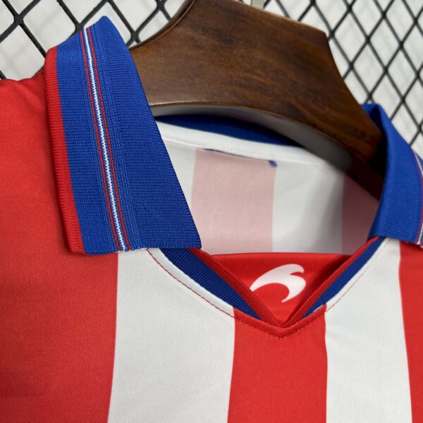 Retro Sporting de Gijon 2001/02 Home Jersey - Image 6