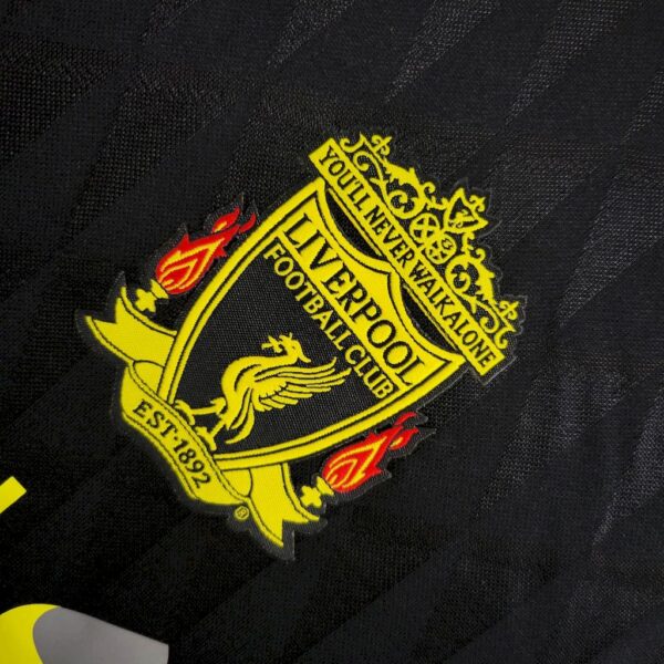 Retro Liverpool 2010/11 Third Jersey - Image 10