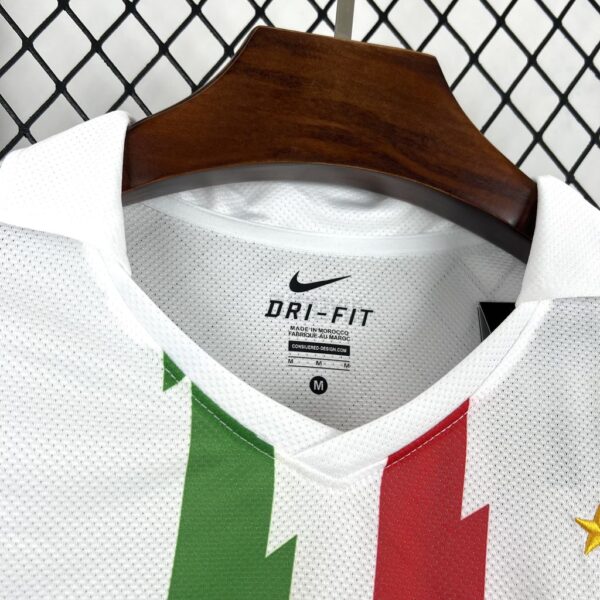Retro Juventus 2010/11 Away Jersey - Image 8