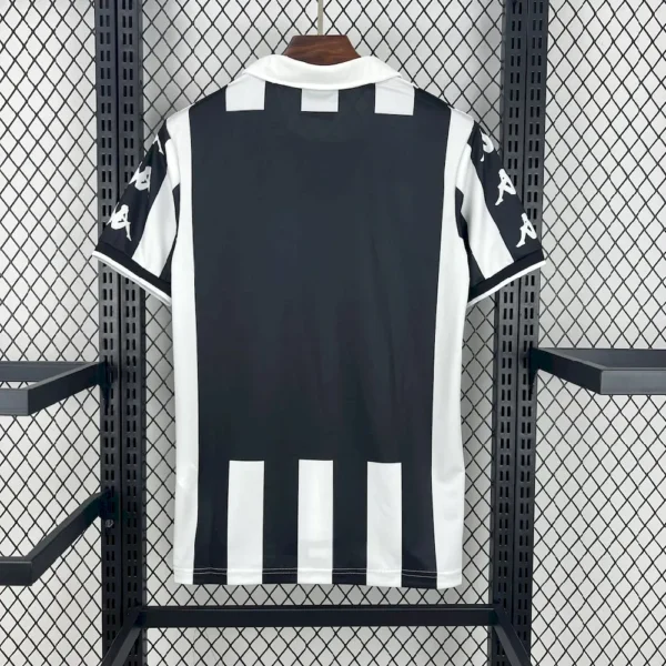 Retro Juventus 1999/00 Home Jersey - Image 2