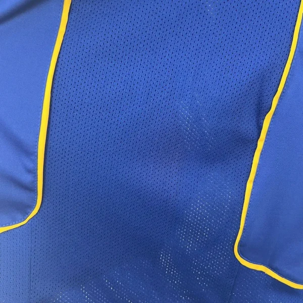 Retro Juventus 2004/05 Away Jersey - Image 3