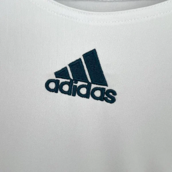 Retro Liverpool 2006/07 Away Jersey - Image 6
