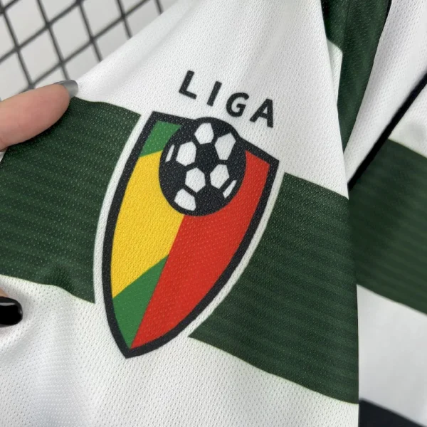 Retro Sporting CP 2001/03 Home Long Sleeves Jersey - Image 9