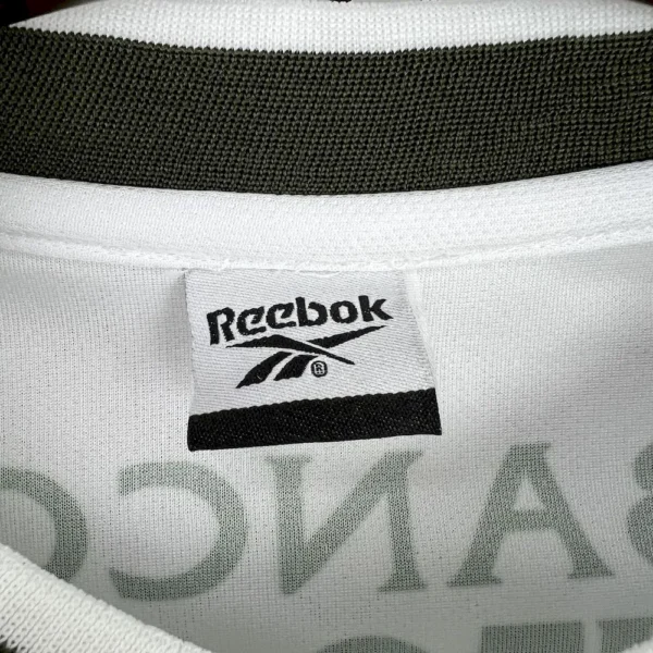 Retro Sporting CP 2001/03 Home Long Sleeves Jersey - Image 5