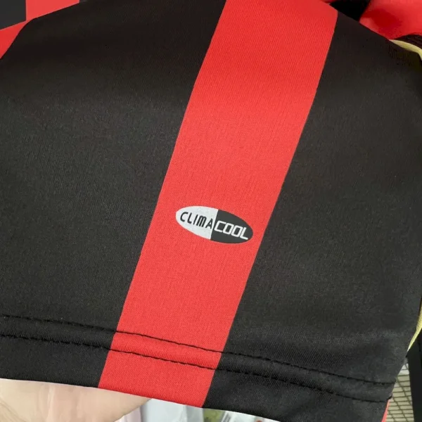 Retro AC Milan 2006/07 Home Long Sleeves Jersey - Image 6
