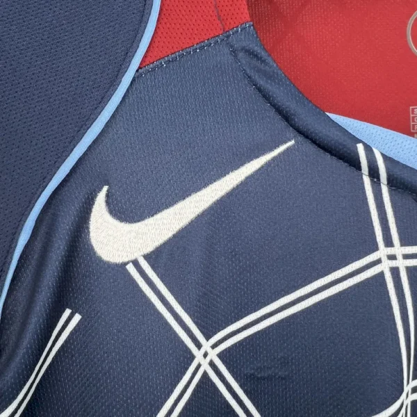 Retro Atletico Madrid 2004/05 Away Jersey - Image 5