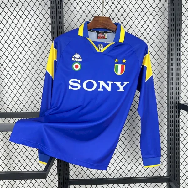 Retro Juventus 1995/96 Away Long Sleeves Jersey