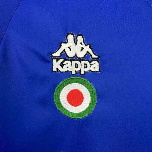 Retro Juventus 1995/96 Away Long Sleeves Jersey - Image 7