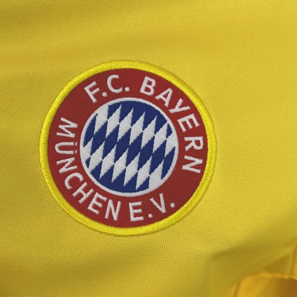 Retro Bayern Munich 1993/95 Away Jersey - Image 4