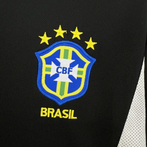 Retro Brazil 2002 Goalkeeper Jersey - Image 4
