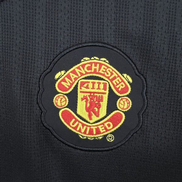 Retro Manchester United 2007/08 Third Jersey - Image 7