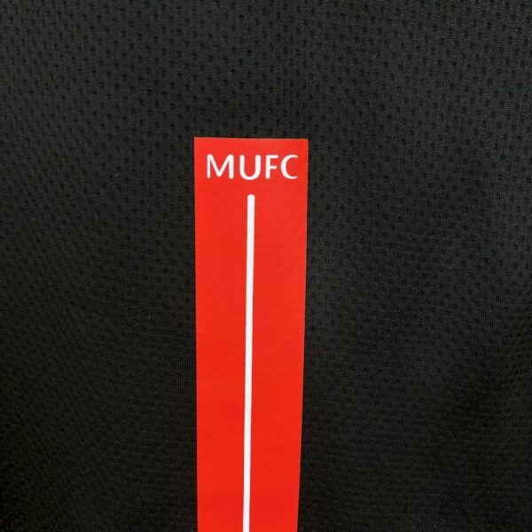Retro Manchester United 2007/08 Third Jersey - Image 3