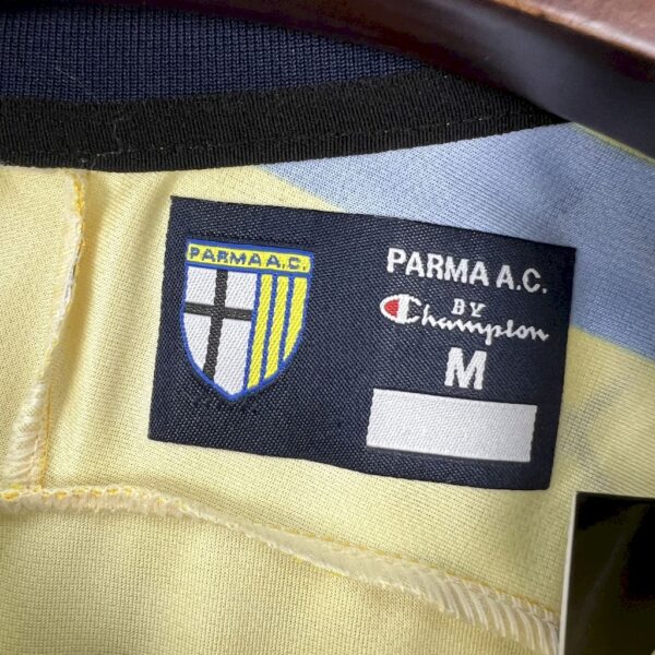 Retro Parma Calcio 1999/00 Home Jersey - Image 4
