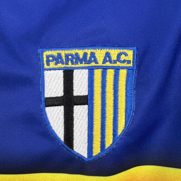 Retro Parma Calcio 2001/02 Home Jersey - Image 7
