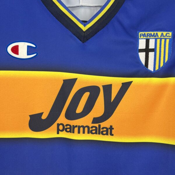 Retro Parma Calcio 2001/02 Home Jersey - Image 6