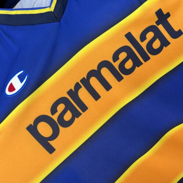 Retro Parma Calcio 2002/03 Home Jersey - Image 5