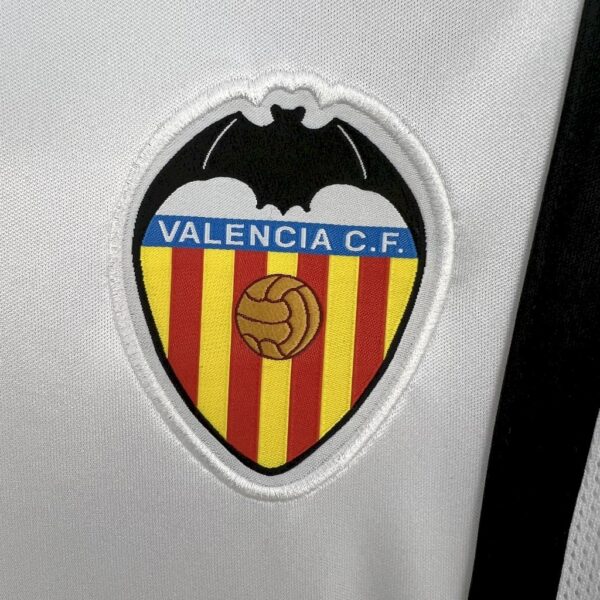 Retro Valencia CF 2000/01 Home Jersey - Image 5