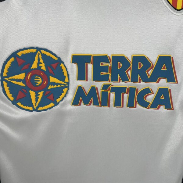 Retro Valencia CF 2000/01 Home Jersey - Image 3