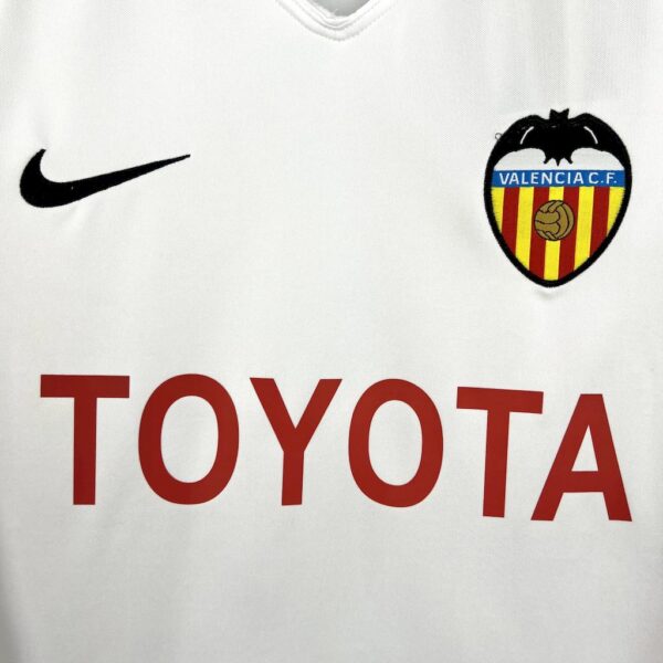Retro Valencia CF 2006/07 Home Jersey - Image 6