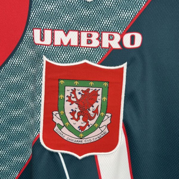 Retro Wales 1994/95 Away Jersey - Image 4