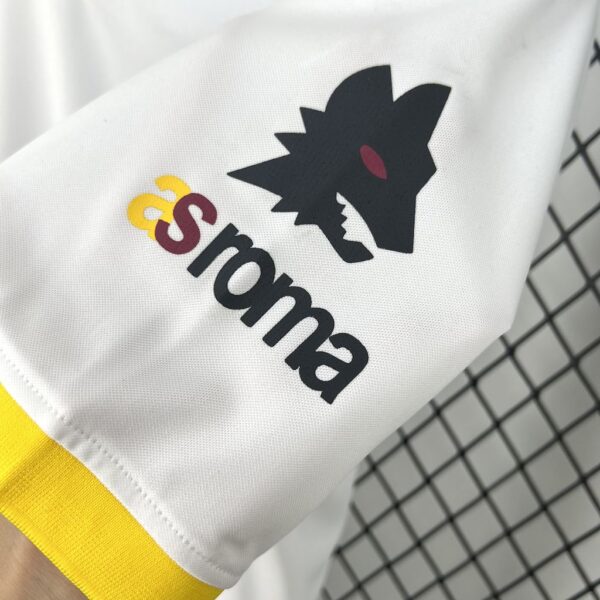 Retro AS Roma 1991/92 Away Jersey - Image 5