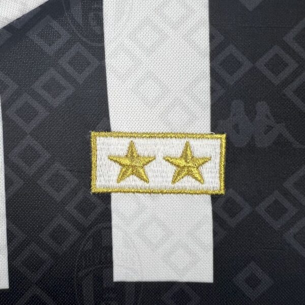 Retro Juventus 1992/94 Home Jersey - Image 6