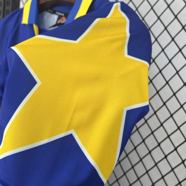 Retro Juventus 1995/96 Away Jersey - Image 3