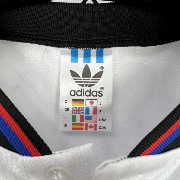 Retro Bayern Munich 1995/96 Away Jersey - Image 4