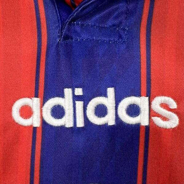 Retro Bayern Munich 1995/97 Home Jersey - Image 5