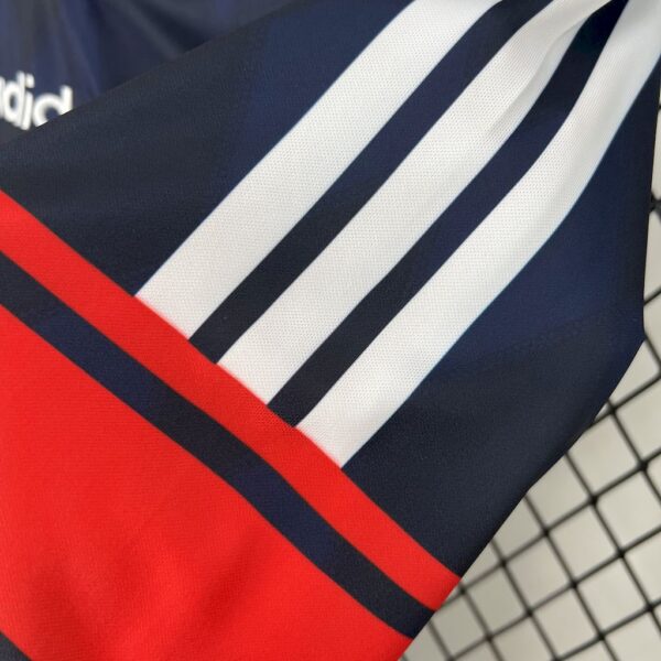 Retro Bayern Munich 1997/99 Home Jersey - Image 3