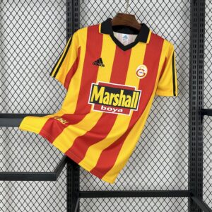 Retro Galatasaray 1999/00 Home Jersey
