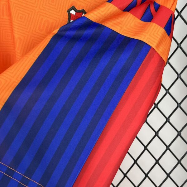 Retro Barcelona 1989/92 Away Jersey - Image 3