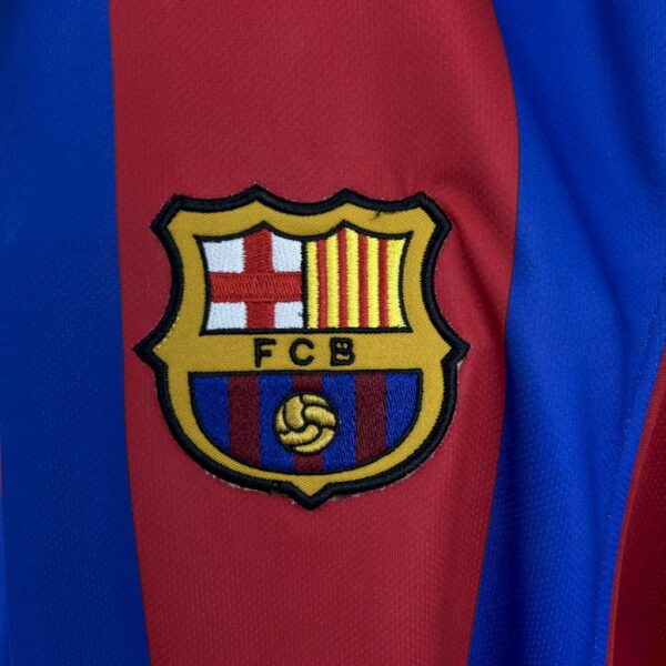 Retro Barcelona 2004/05 Home Jersey - Image 4