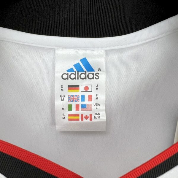 Retro River Plate 2000/01 Home Jersey - Image 4