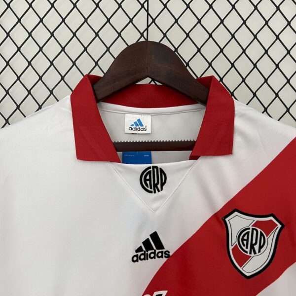 Retro River Plate 1998/99 Home Jersey - Image 7