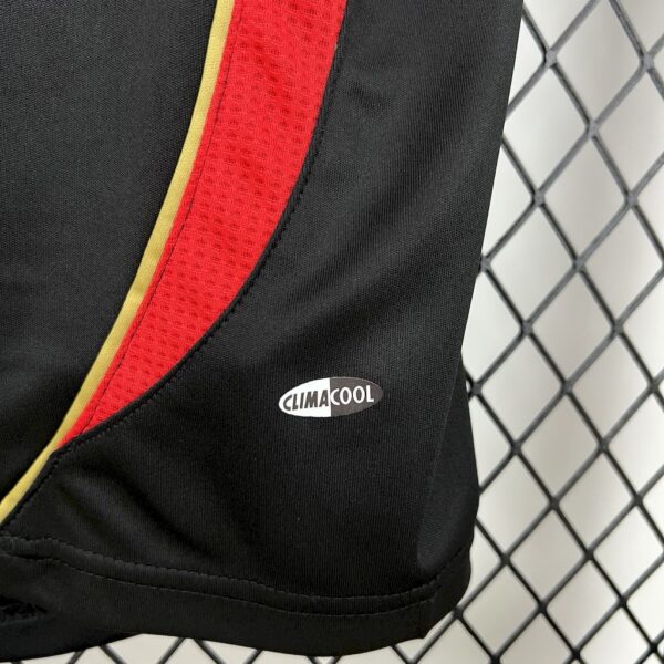 Retro AC Milan 2006/07 Third Jersey - Image 3