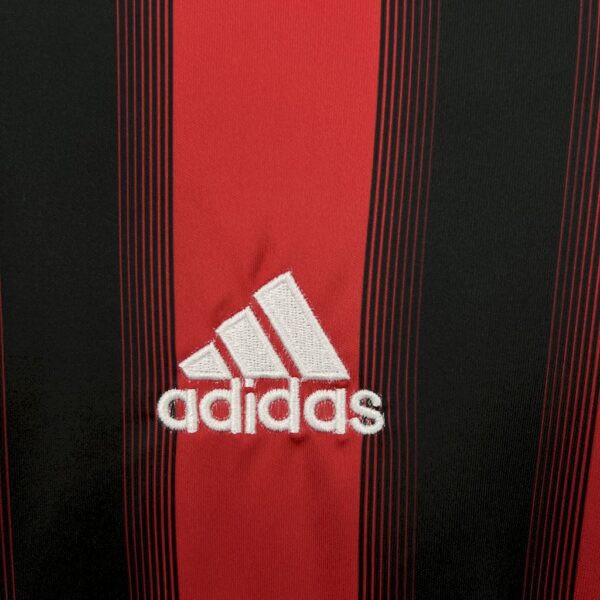 Retro AC Milan 2004/05 Home Jersey - Image 8