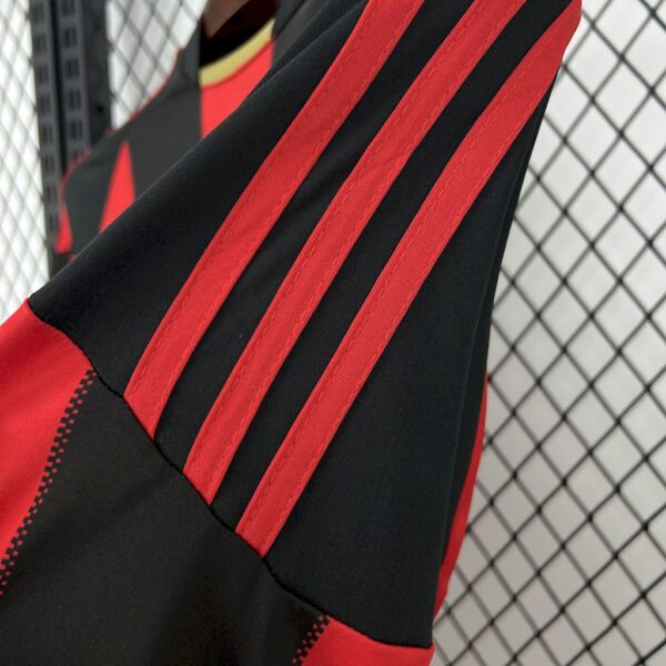 Retro AC Milan 2010/11 Home Long Sleeves Jersey - Image 4