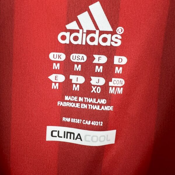 Retro AC Milan 2011/12 Home Jersey - Image 4