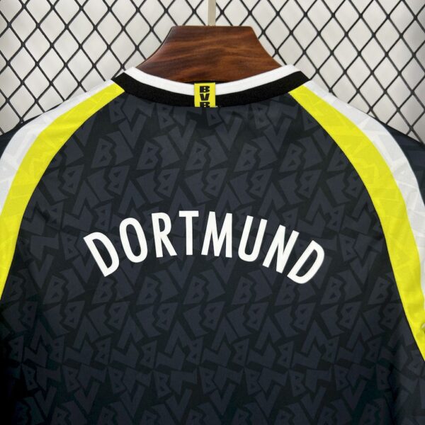 Retro Borussia Dortmund 1995/96 Away Long Sleeves Jersey - Image 8