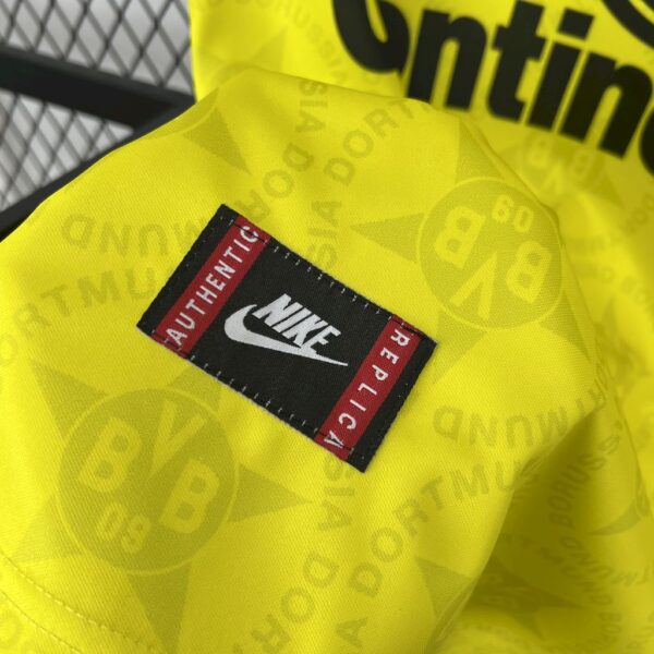 Retro Borussia Dortmund 1994/95 Home Jersey - Image 6