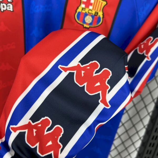 Retro Barcelona 1995/97 Home Long Sleeves Jersey - Image 3