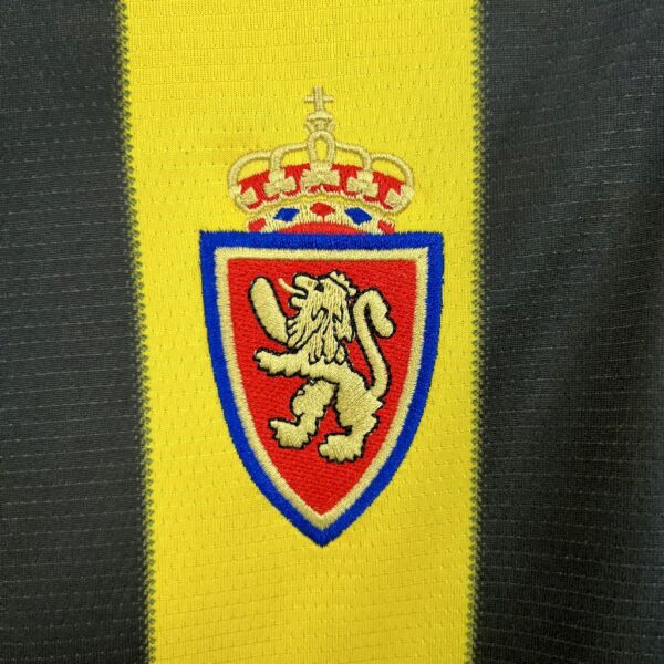Retro Real Zaragoza 1996/97 Away Jersey - Image 6