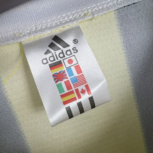 Retro Real Zaragoza 1996/97 Away Jersey - Image 4