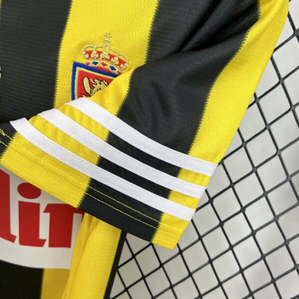 Retro Real Zaragoza 1996/97 Away Jersey - Image 3