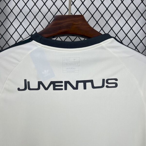 Men's Juventus 2024/25 3 Stripes Originals Jersey - Image 3