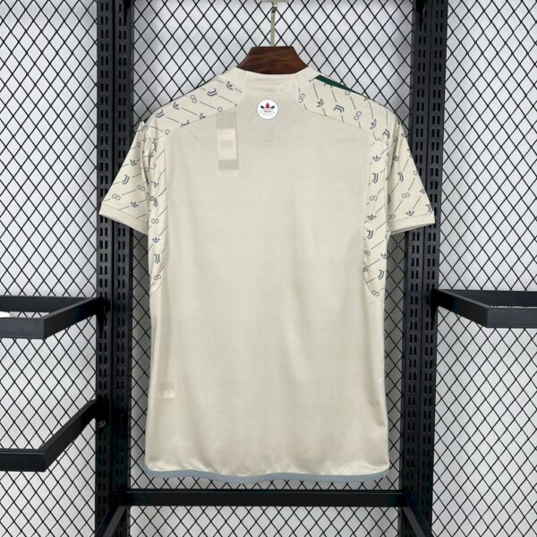 Men's Juventus 2024/25 Gucci Joint Edition Jersey - Image 2