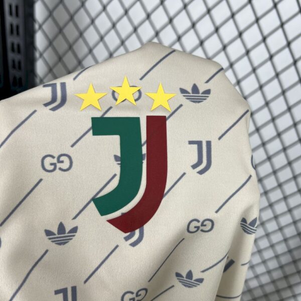 Men's Juventus 2024/25 Gucci Joint Edition Jersey - Image 3