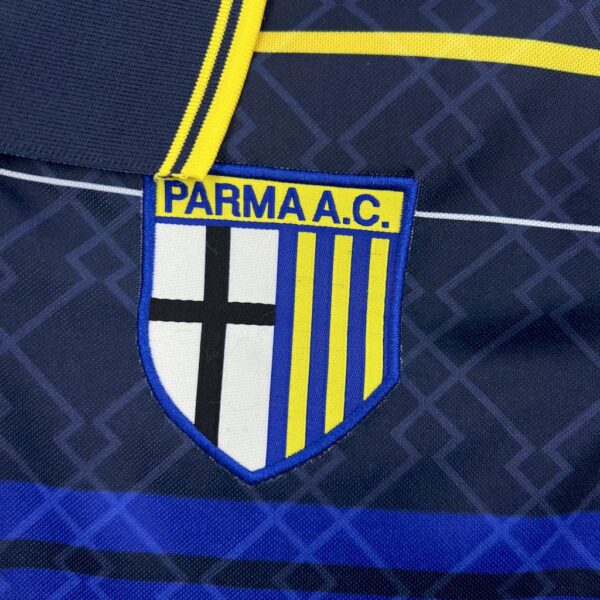 Retro Parma Calcio 1998/99 Third Jersey - Image 5