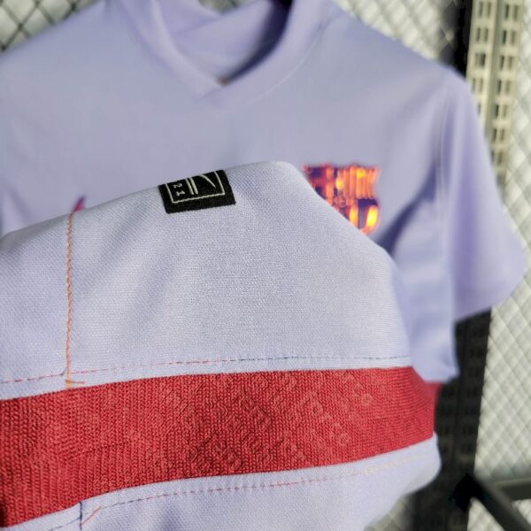 Retro Barcelona 2021/22 Away Jersey - Image 5